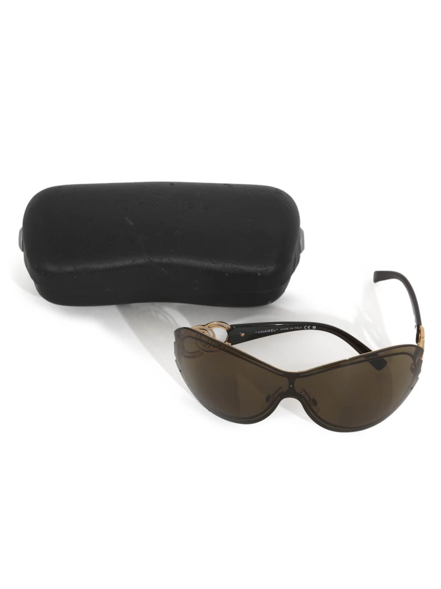 C125/73?˜ Brown Women's Sunglasses