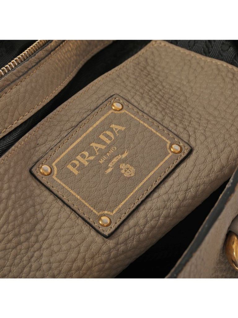 Buy Pre-Owned, Authentic Prada Vitello Daino Front Zip Convertible