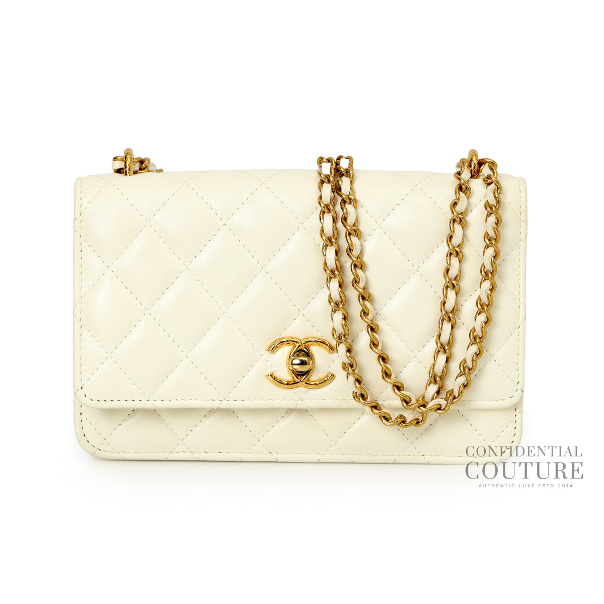 Classic Wallet On ChainGrained Shiny Calfskin & Gold-Tone Metal, Purchase Year 2022