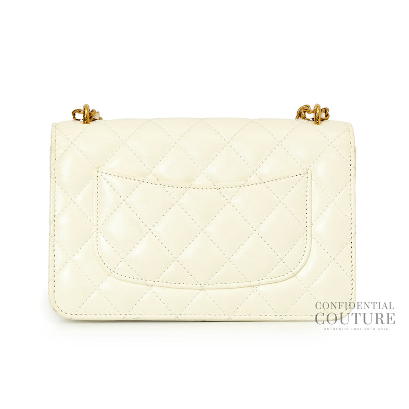 Classic Wallet On ChainGrained Shiny Calfskin & Gold-Tone Metal, Purchase Year 2022