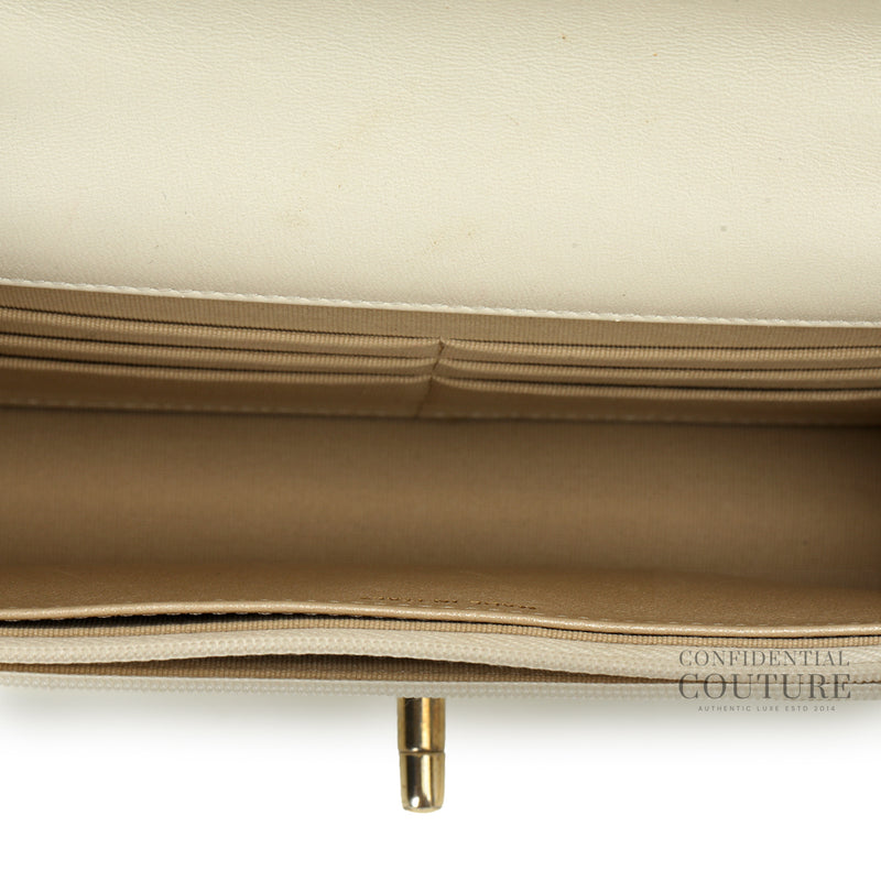 Classic Wallet On ChainGrained Shiny Calfskin & Gold-Tone Metal, Purchase Year 2022