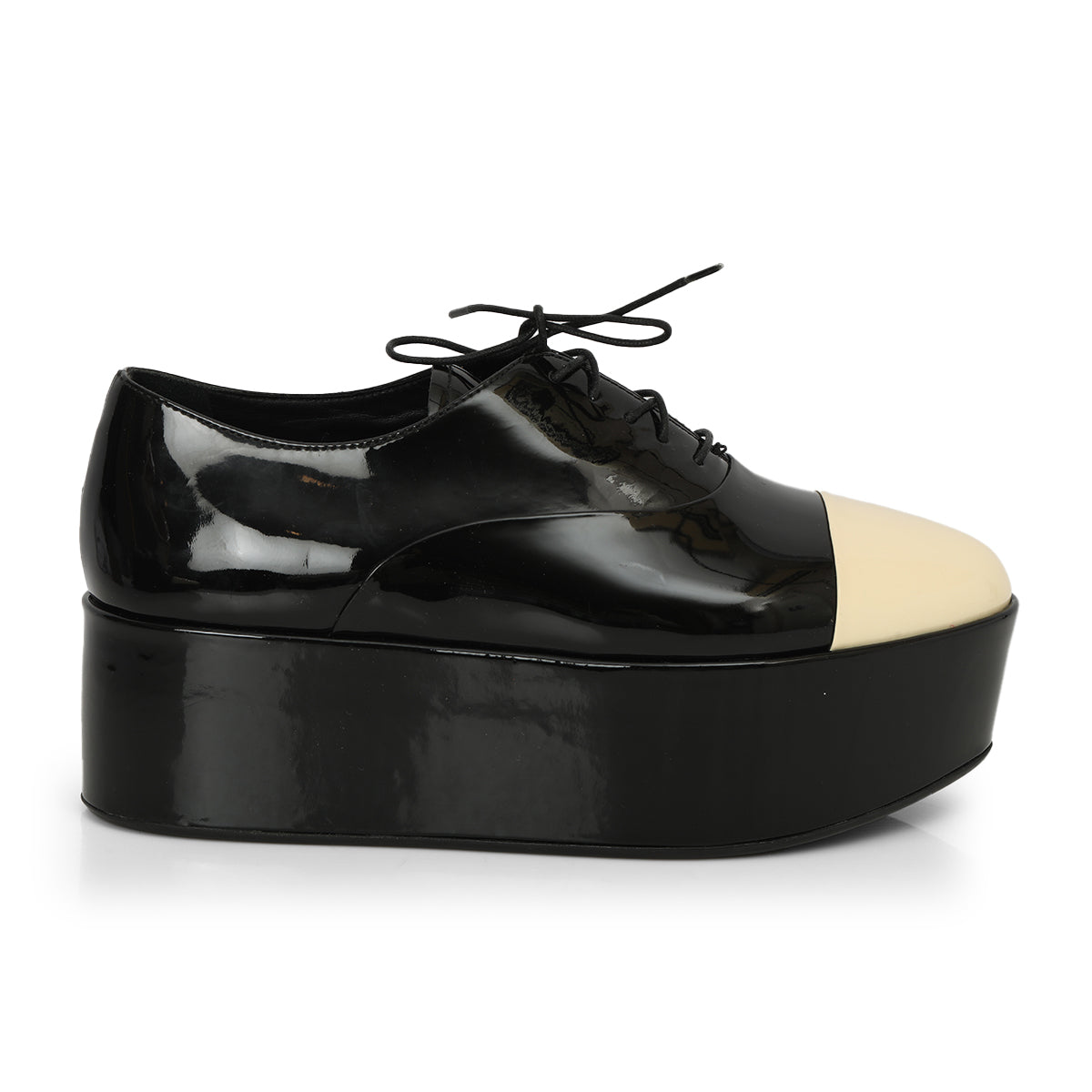 Cap Toe Patent Leather Lace-Up Wedge Heel Shoes Size: 37