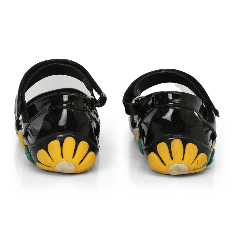 Black And White Patent Leather Floral Embellished Sandals Size: 39