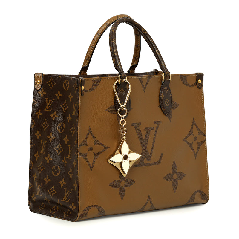 OnTheGo MM Bag With Charms
