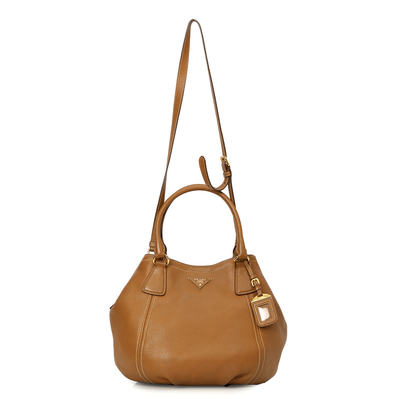 Vitello Diano Carmel Pebbled Lleather Tote One Size