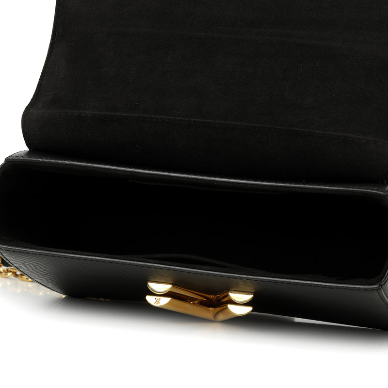 Twist MM Epi Leather Bag