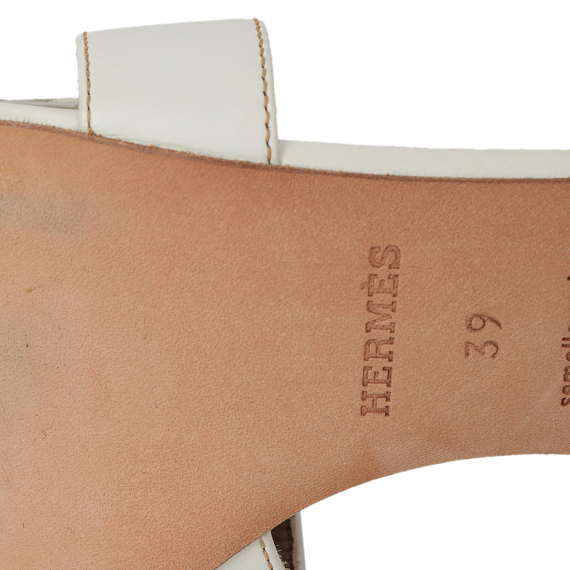 Oasis Sandals Size: 39