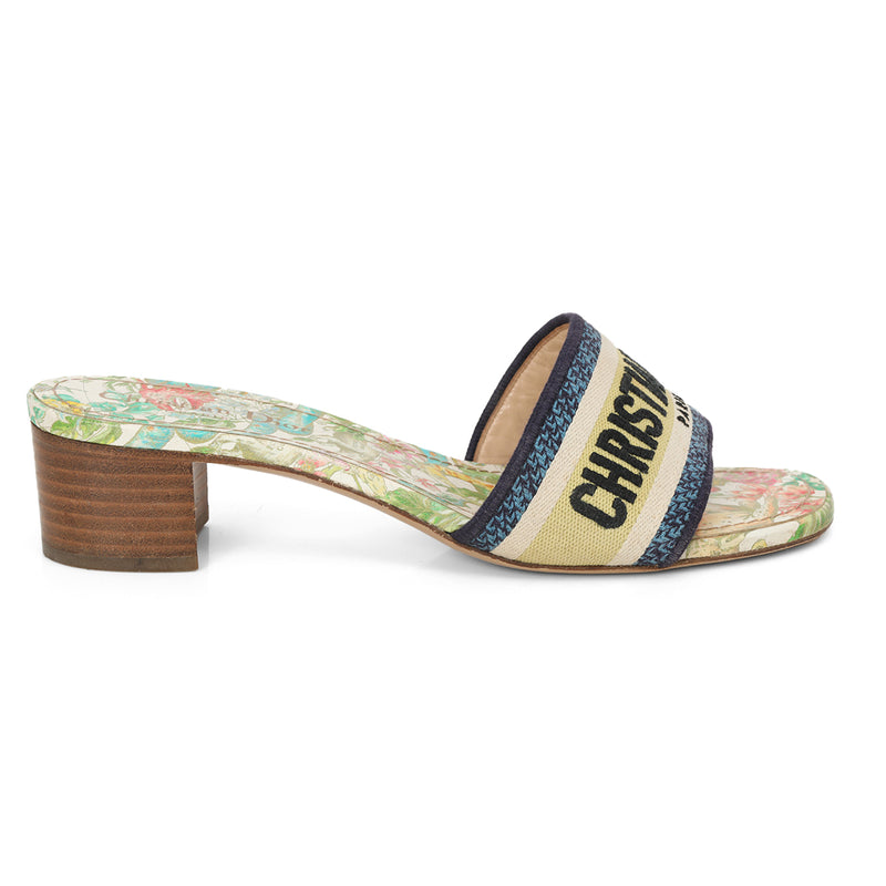 Dway Heeled Slides Size: 38