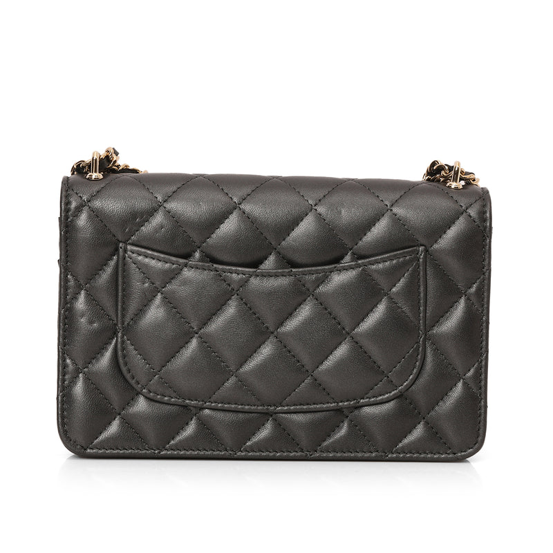 Chanel Wallet On Chain With Charms