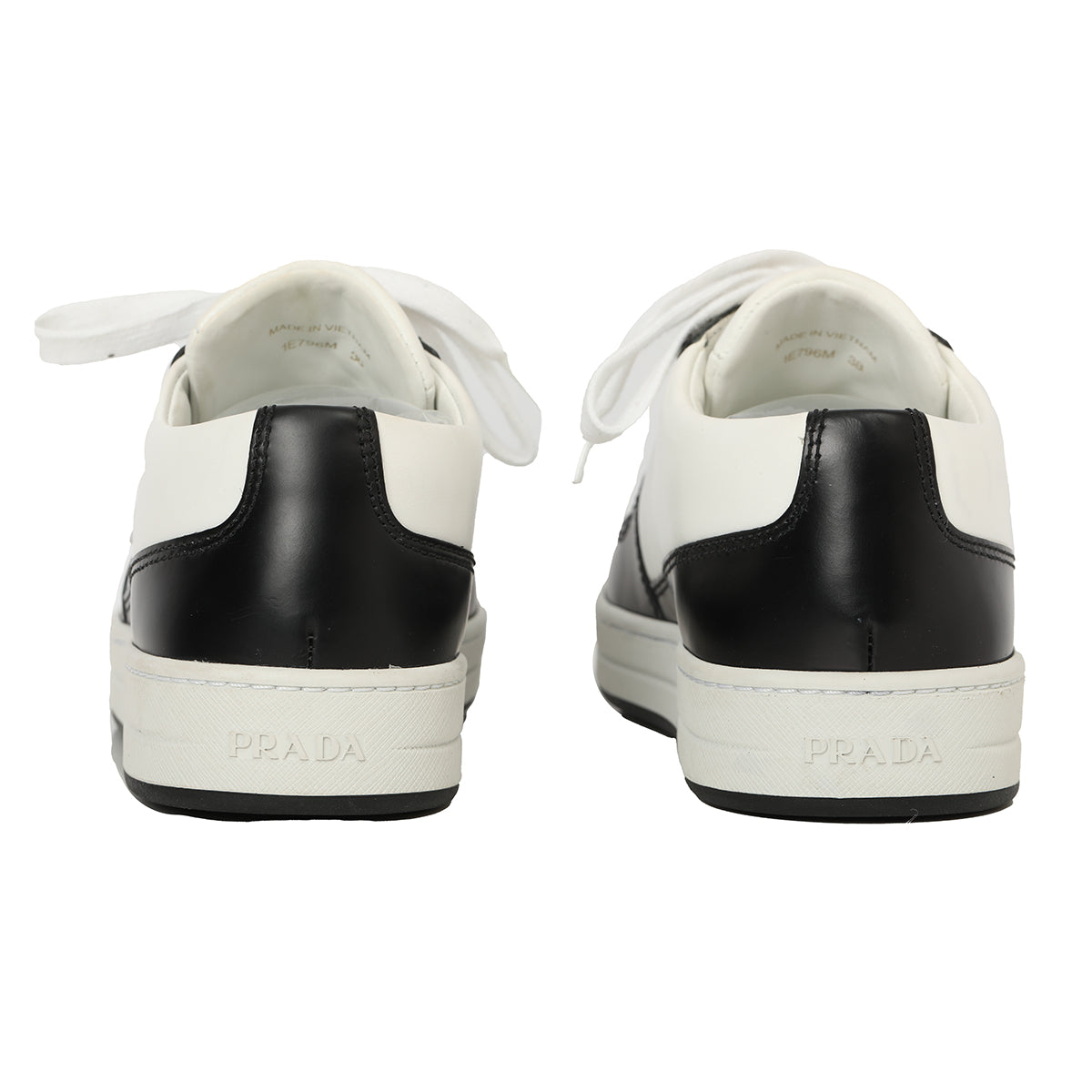 Downtown Leather Sneakers Size: Eur 38