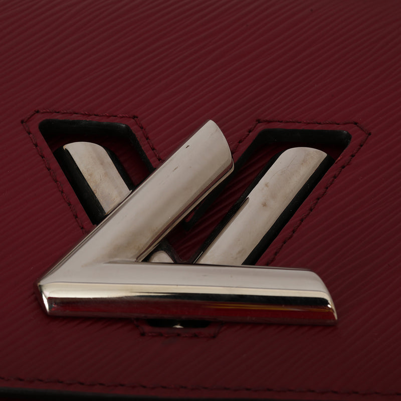 Women pre loved louis vuitton mm twist bag