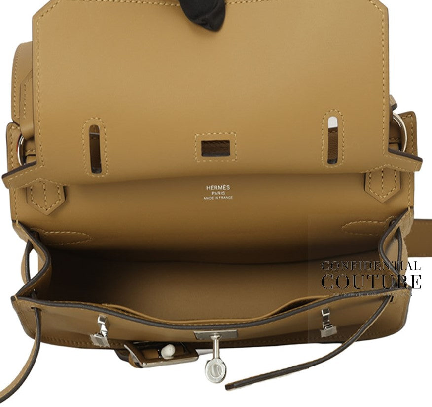 Jypsiere Mini Bandouliere 2D Dune Bag In Swift Leather With Palladium Hardware | 2026
