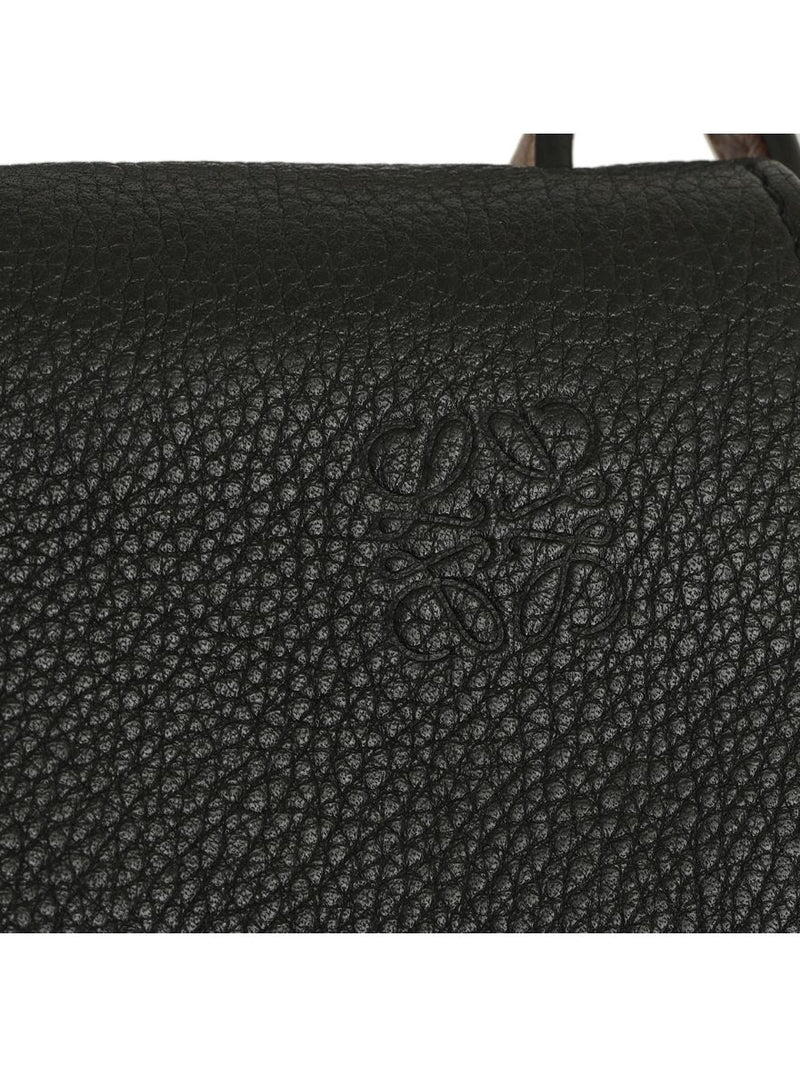 Small Gate Bag. Small Gate Bag.