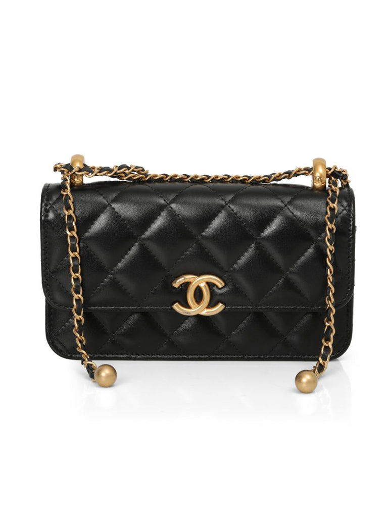 CHANEL ブラック キルティング ミニバッグ 新品CHANELブラックキルティングチェーンショルダーミニバッグ ミニ