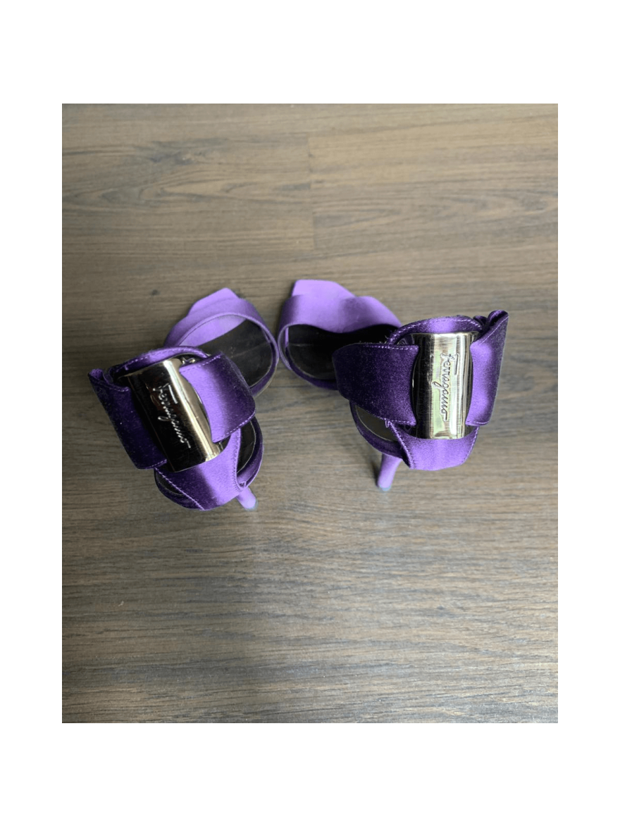 Giancini Purple Satin Peep Toes Size - 39