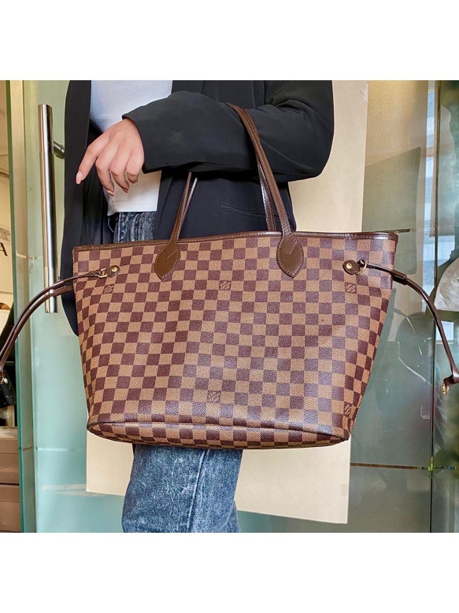 Louis Vuitton, Bags, Authentic Louis Vuitton Damier Neverfull Mm